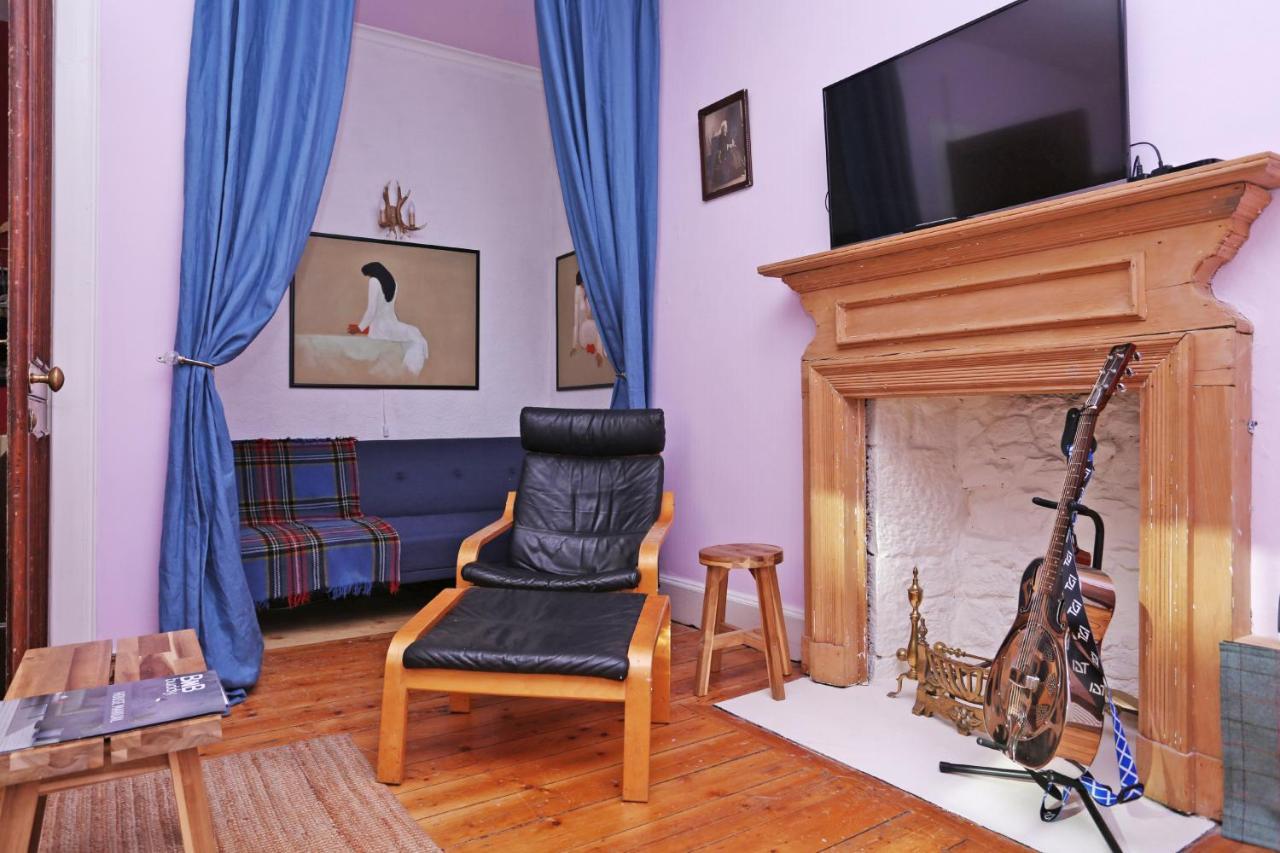 Joivy Iconic Colorful Home On The Royal Mile إدنبرة المظهر الخارجي الصورة